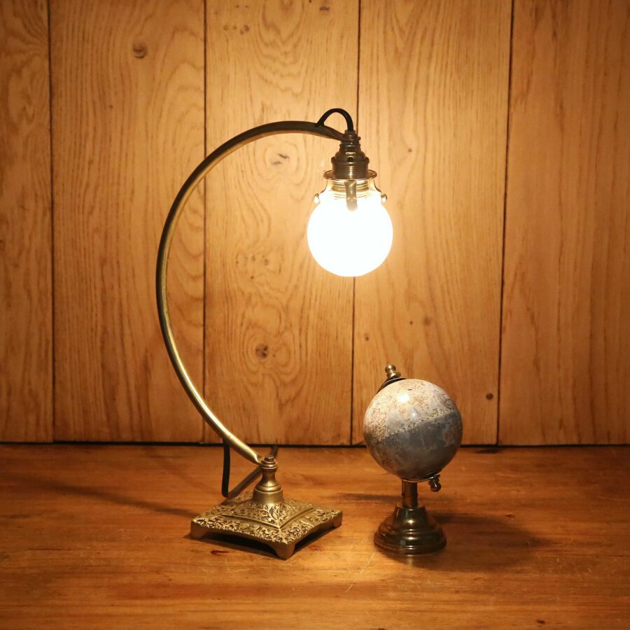 Lampe de table unique Art Déco laiton bronze doré