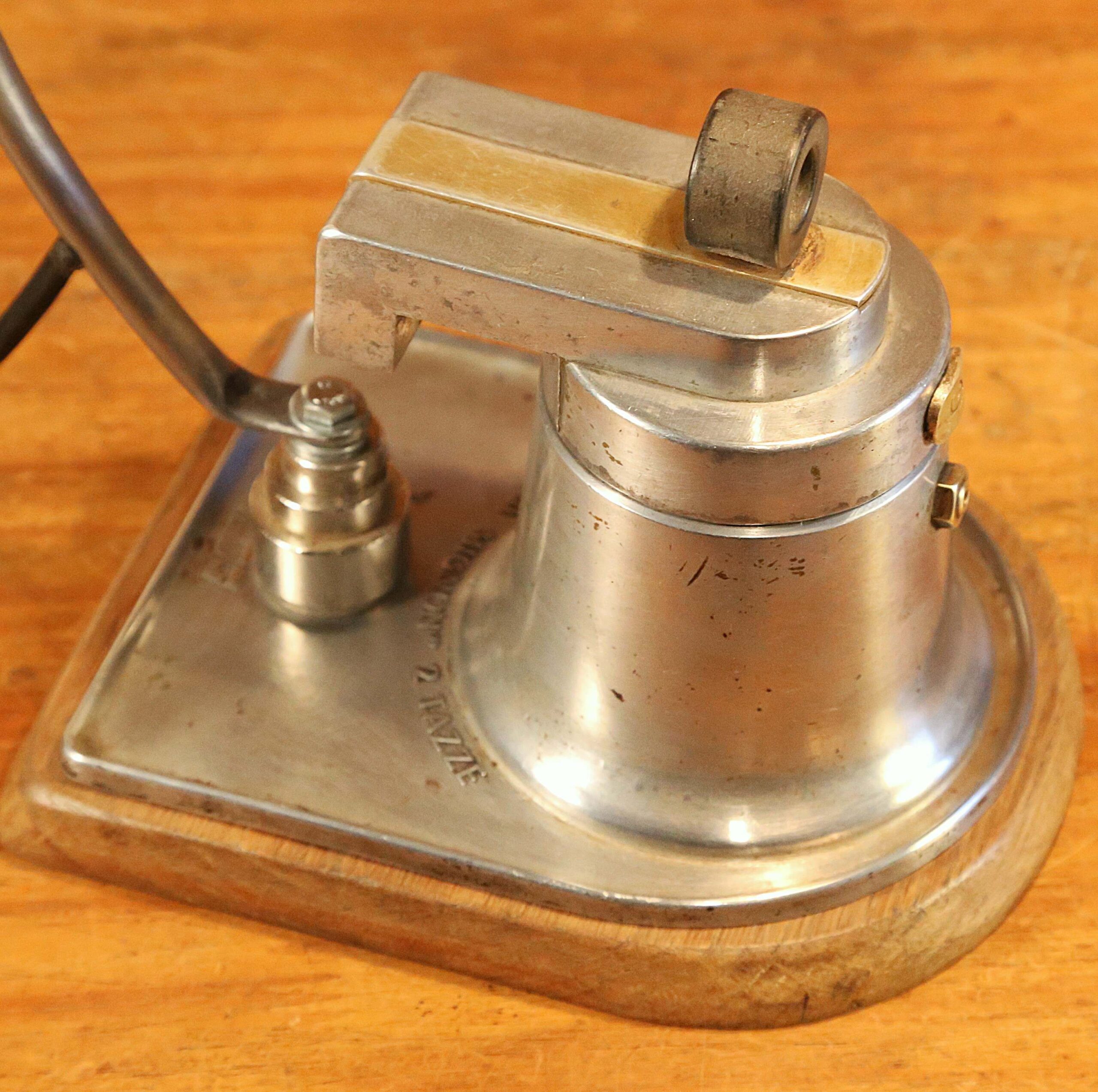 Lampe design Art Déco en métal – Image 8