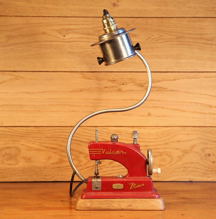 Lampe machine à coudre vintage – Image 10