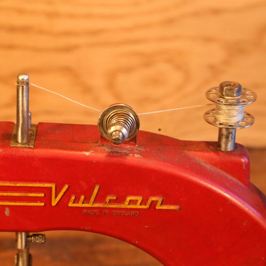 Lampe machine à coudre vintage – Image 3