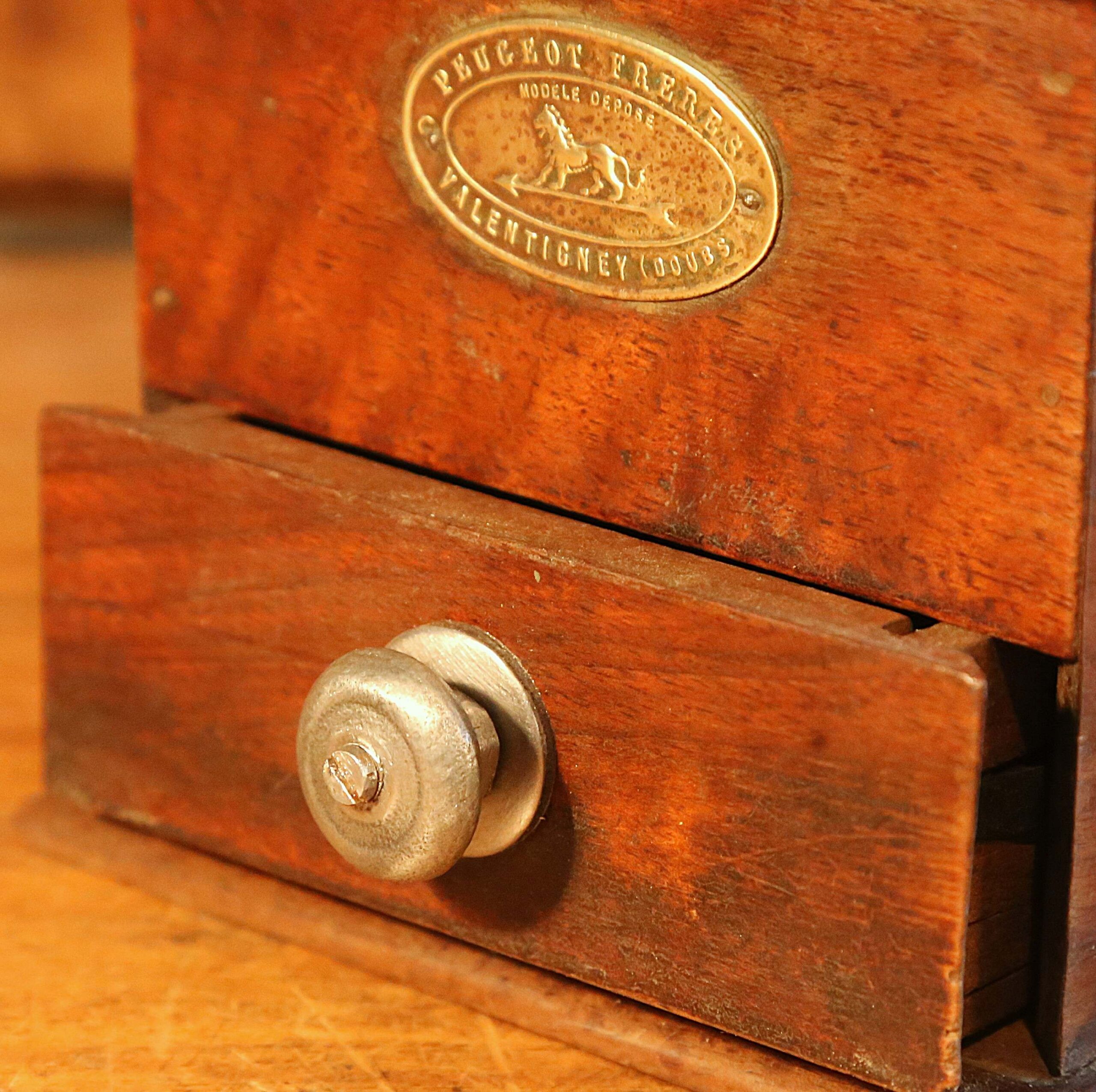 Lampe moulin à café vintage Peugeot – Image 7