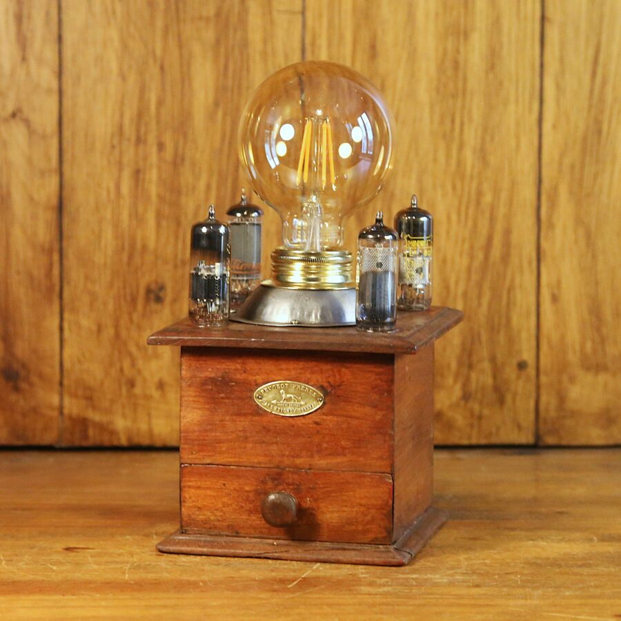 Lampe moulin à café vintage Peugeot