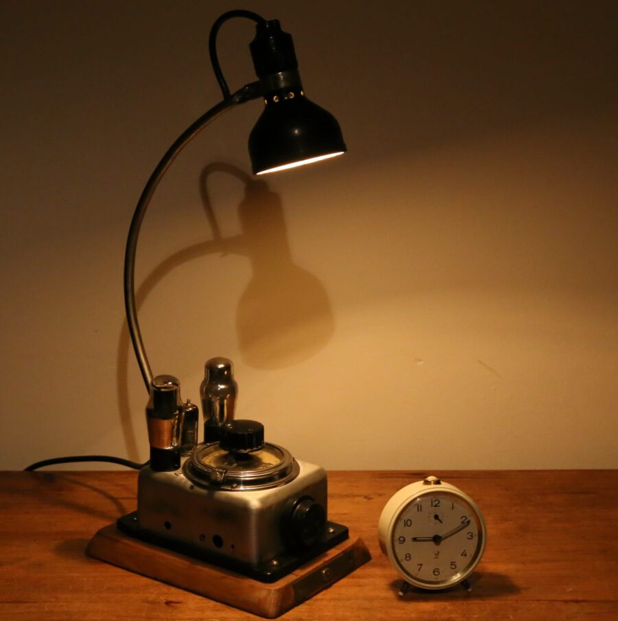 Lampe minuteur vintage bakélite métal – Image 2