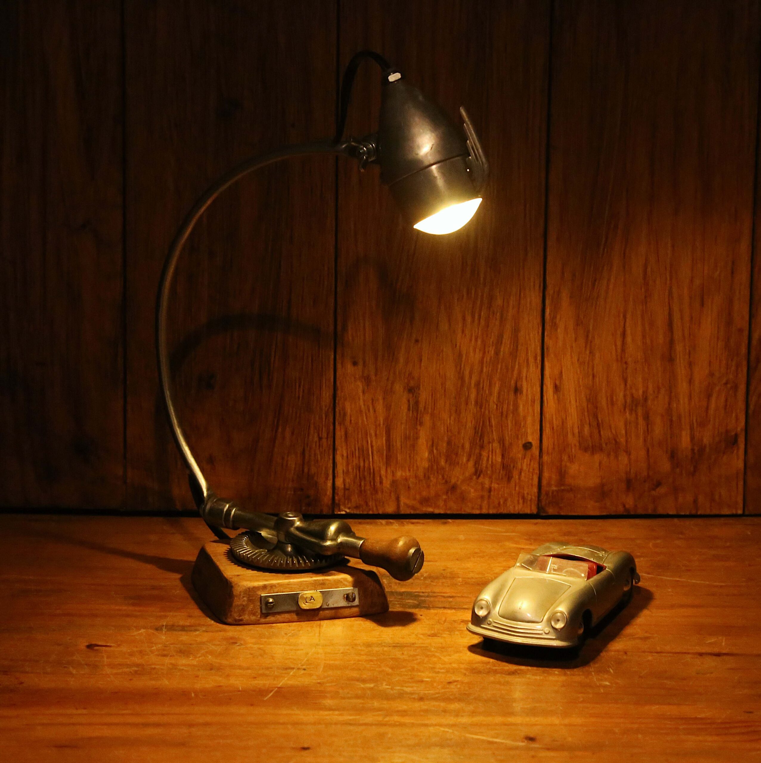 Lampe récup articulée métal phare de vélo vintage