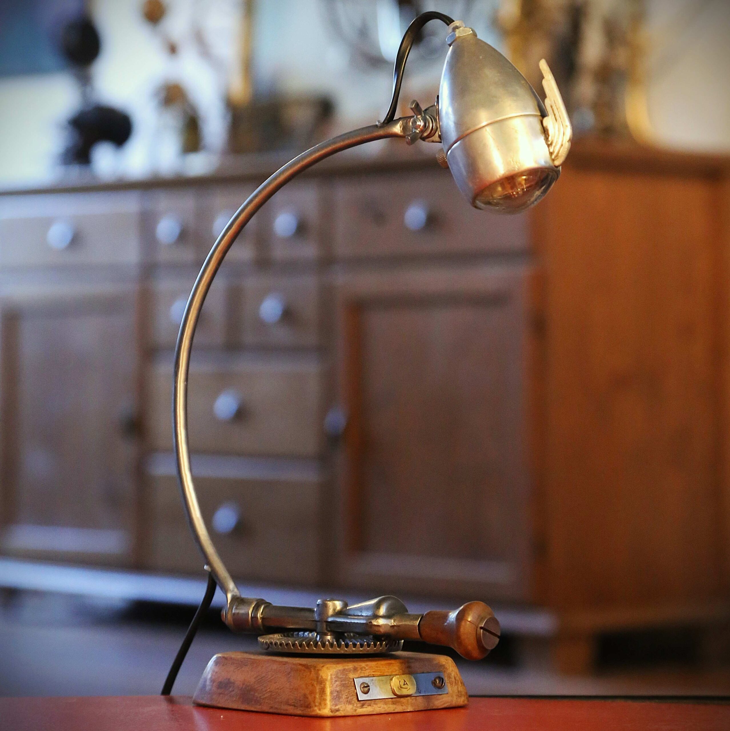 Lampe phare de vélo et chignole