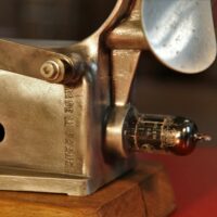 Lampe récup originale locomotive à hélice – Image 4