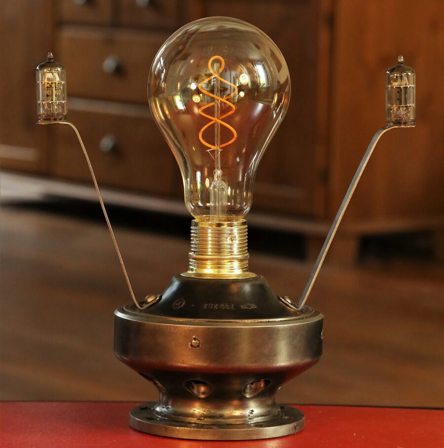 Lampe récup métal déco industrielle – Image 5