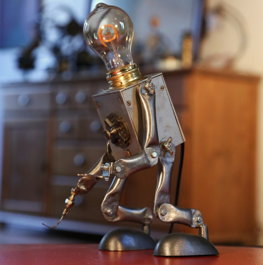 Lampe robot articulé en métal – Image 3