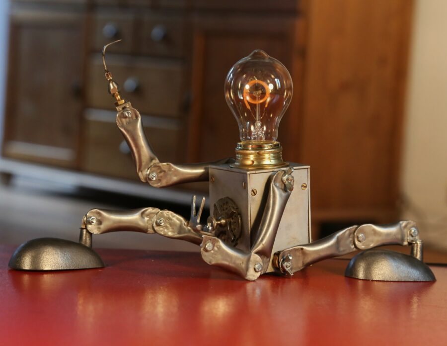 Lampe robot articulé en métal – Image 8