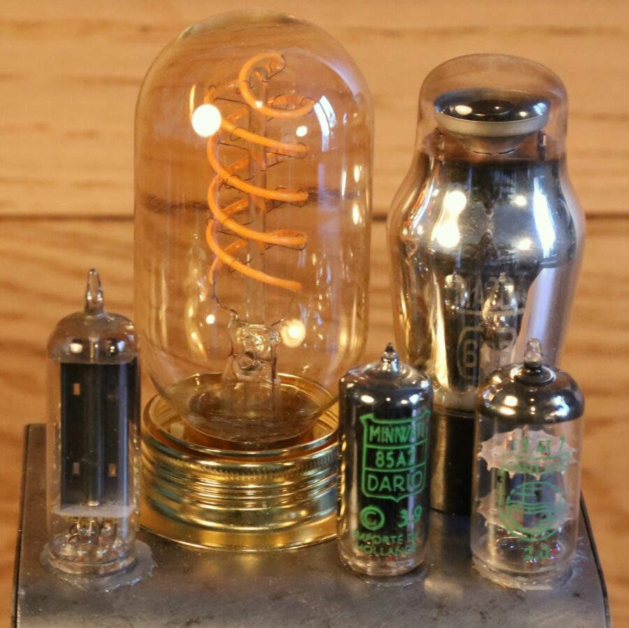 Lampe création Steampunk métal voltmètre – Image 4