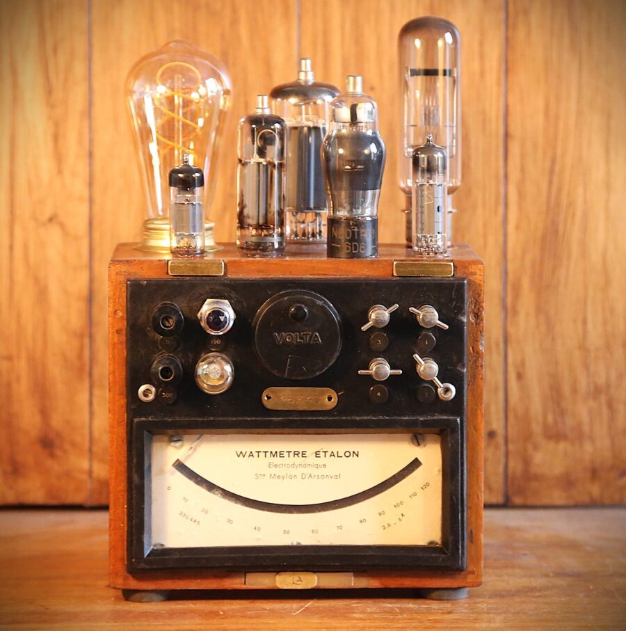 Lampe Steampunk instrument scientifique bois – Image 12