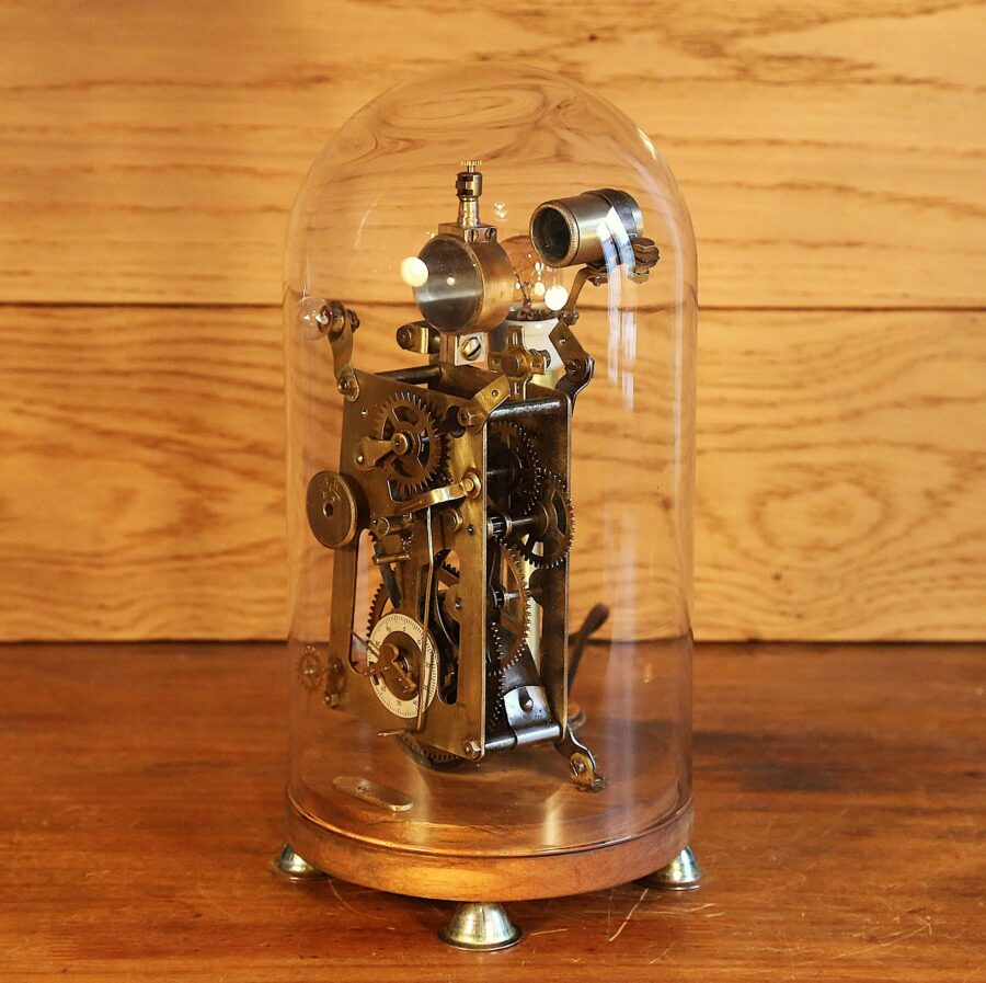 Lampe Steampunk mécanismes d'horlogerie sous globe – Image 7