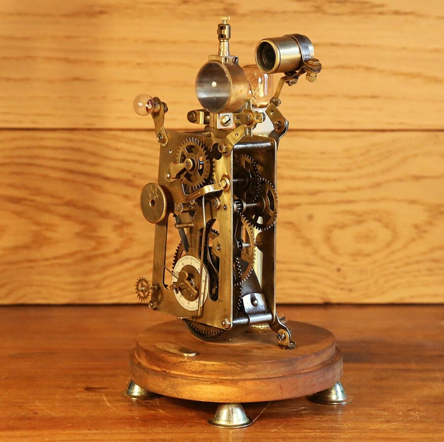Lampe Steampunk mécanismes d'horlogerie sous globe – Image 3