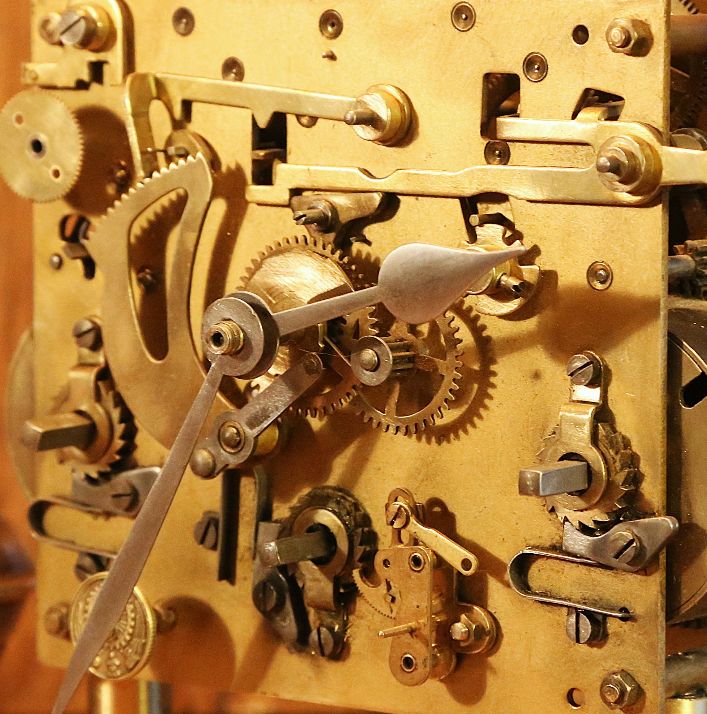 Lampe Steampunk originale horlogerie vintage – Image 3