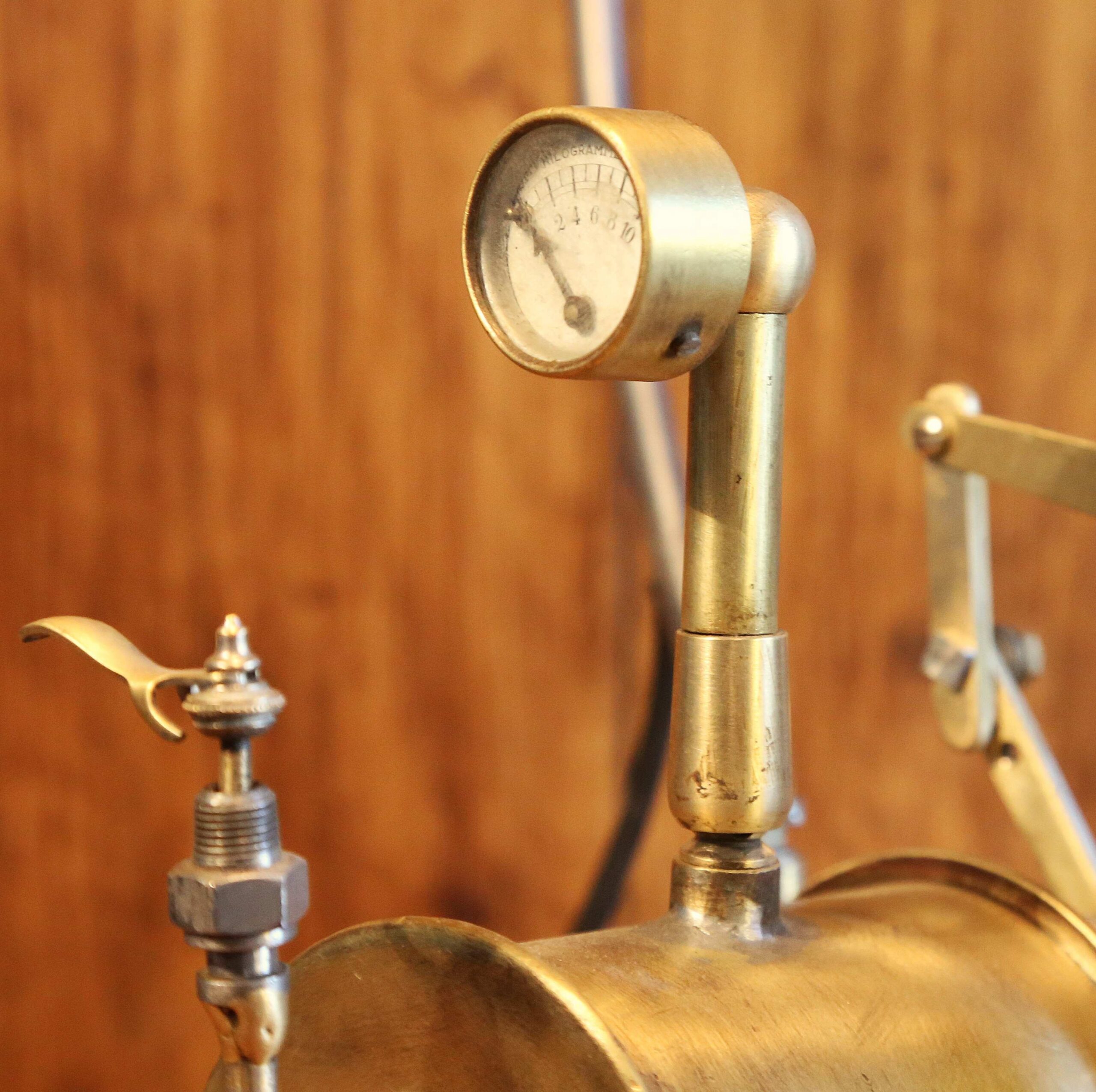 Lampe Steampunk unique machine à vapeur – Image 14