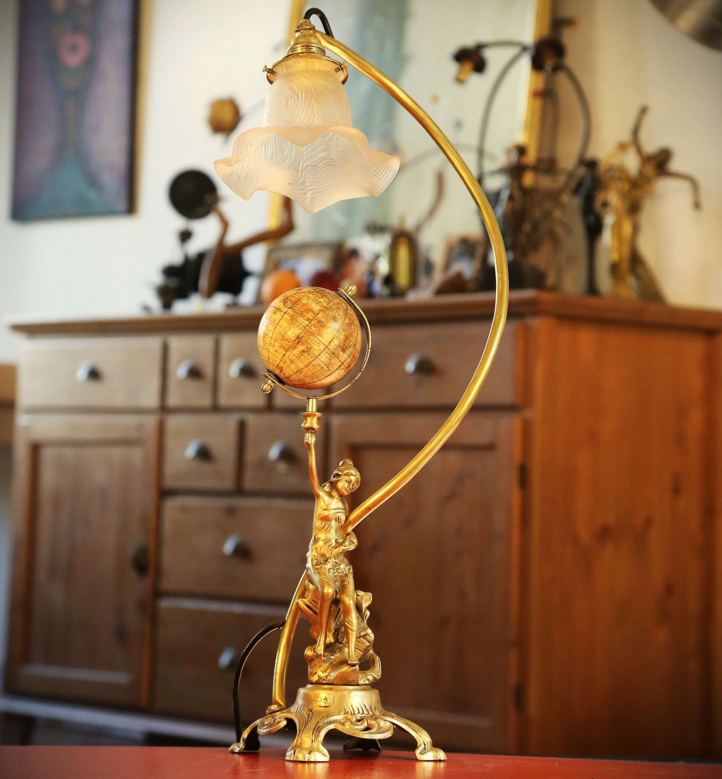 Lampe style Art Nouveau statue en bronze – Image 3