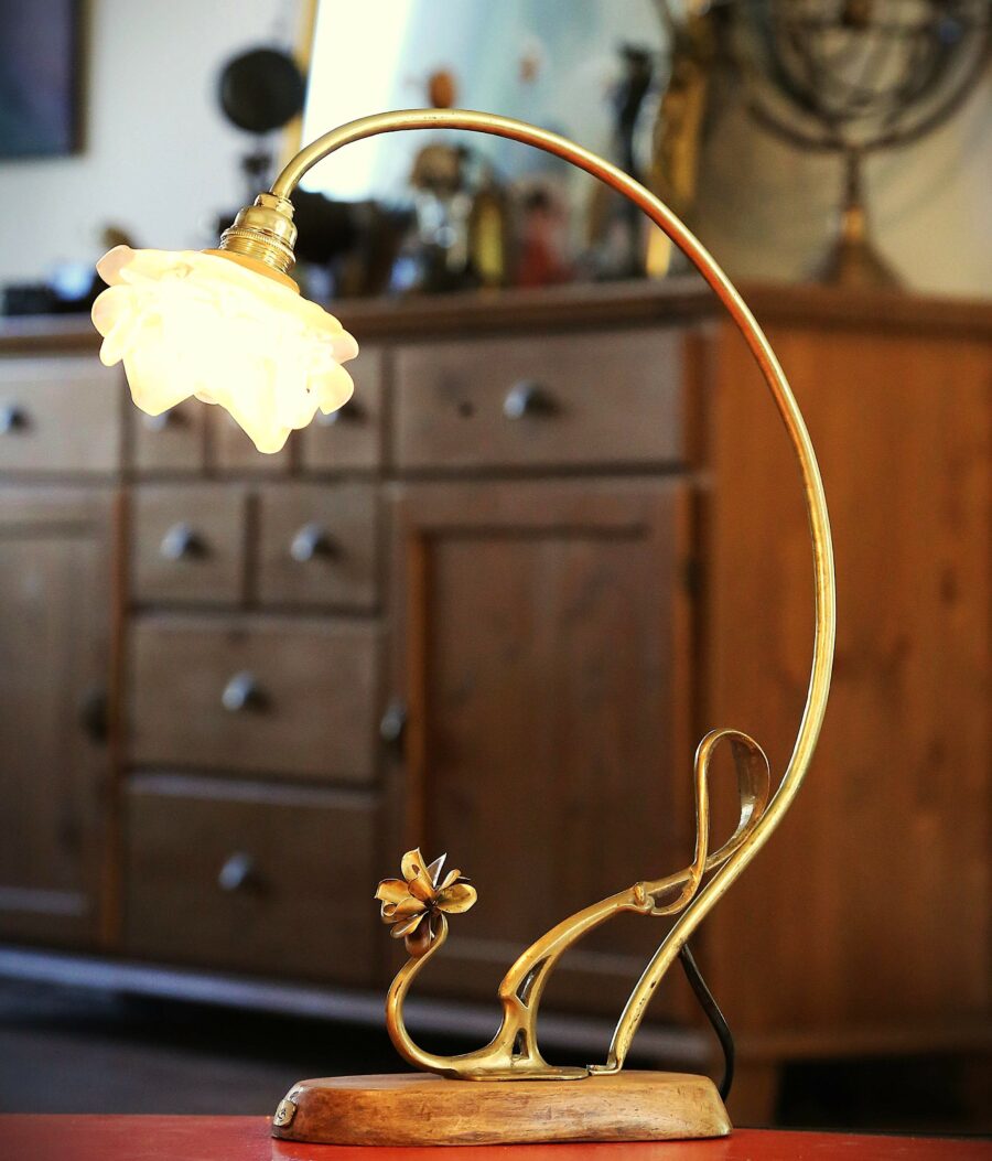 Lampe unique Art Nouveau laiton fleur – Image 4