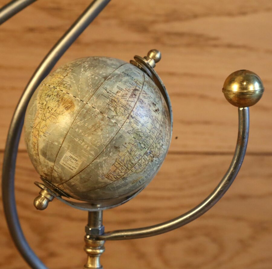 Lampe unique Art Nouveau globe terrestre – Image 5