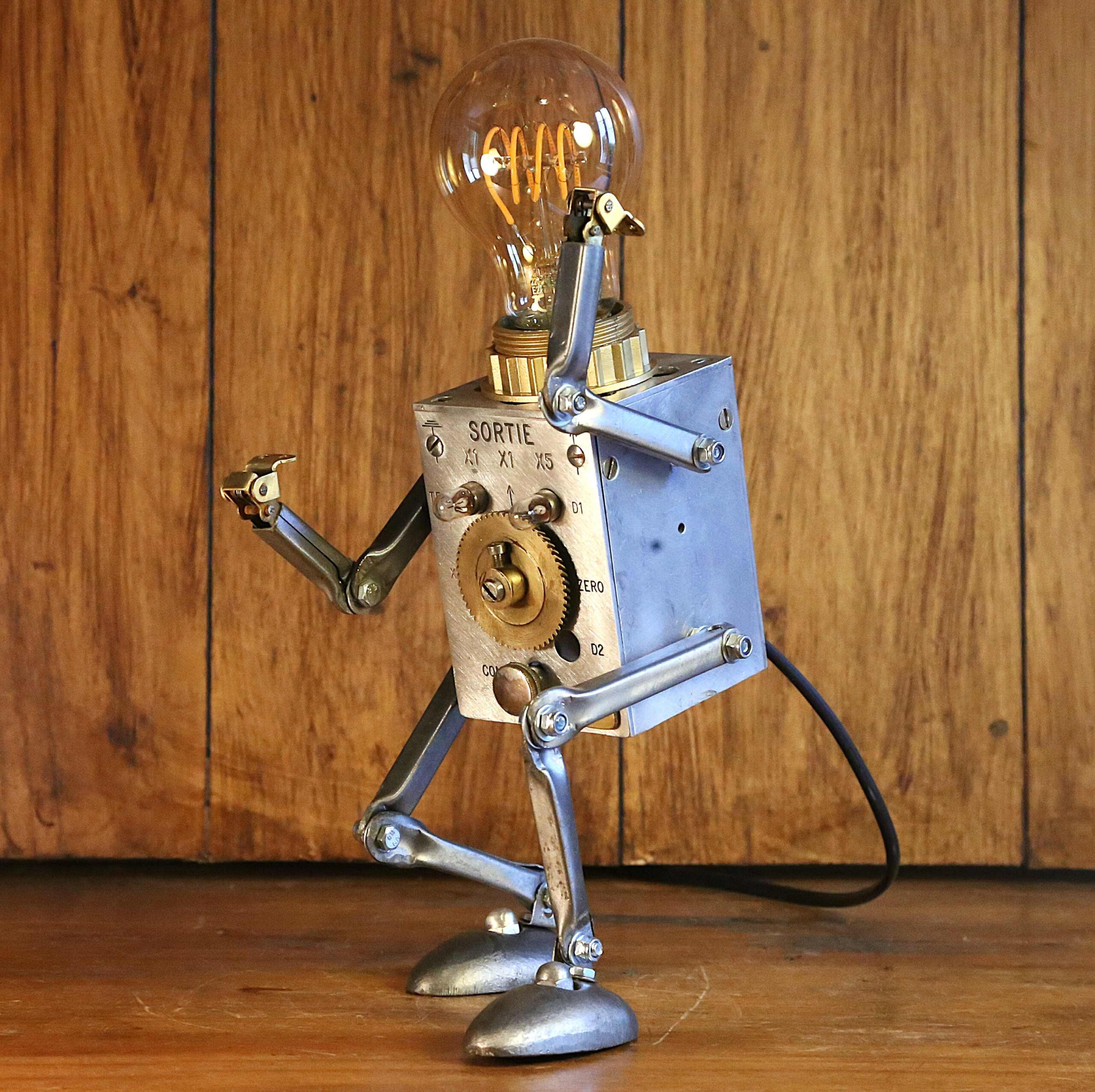 Lampe unique robot articulé en métal – Image 9