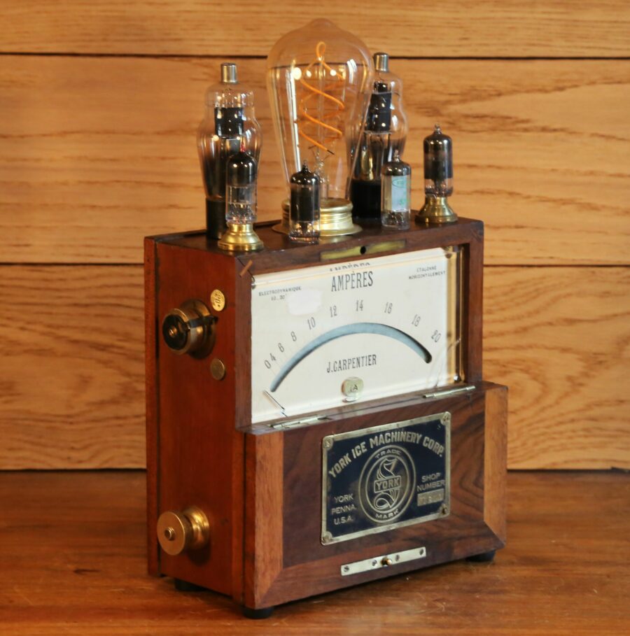 Lampe unique Steampunk création bois – Image 9