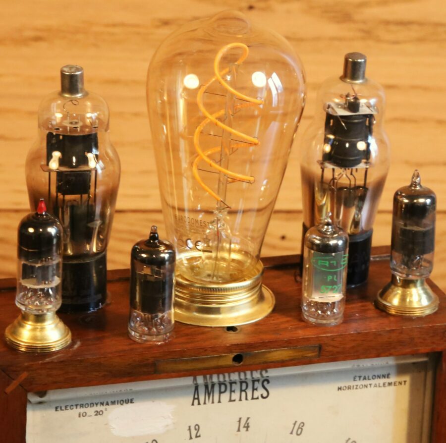 Lampe unique Steampunk création bois – Image 5