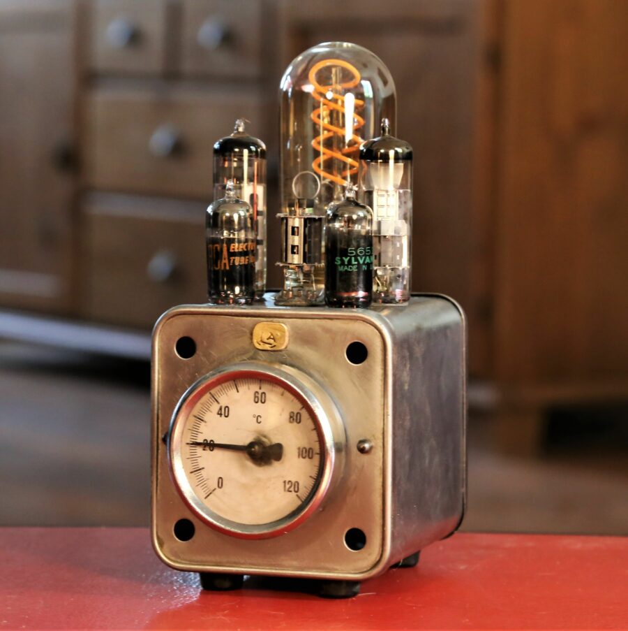 Lampe unique Steampunk transformateur – Image 4