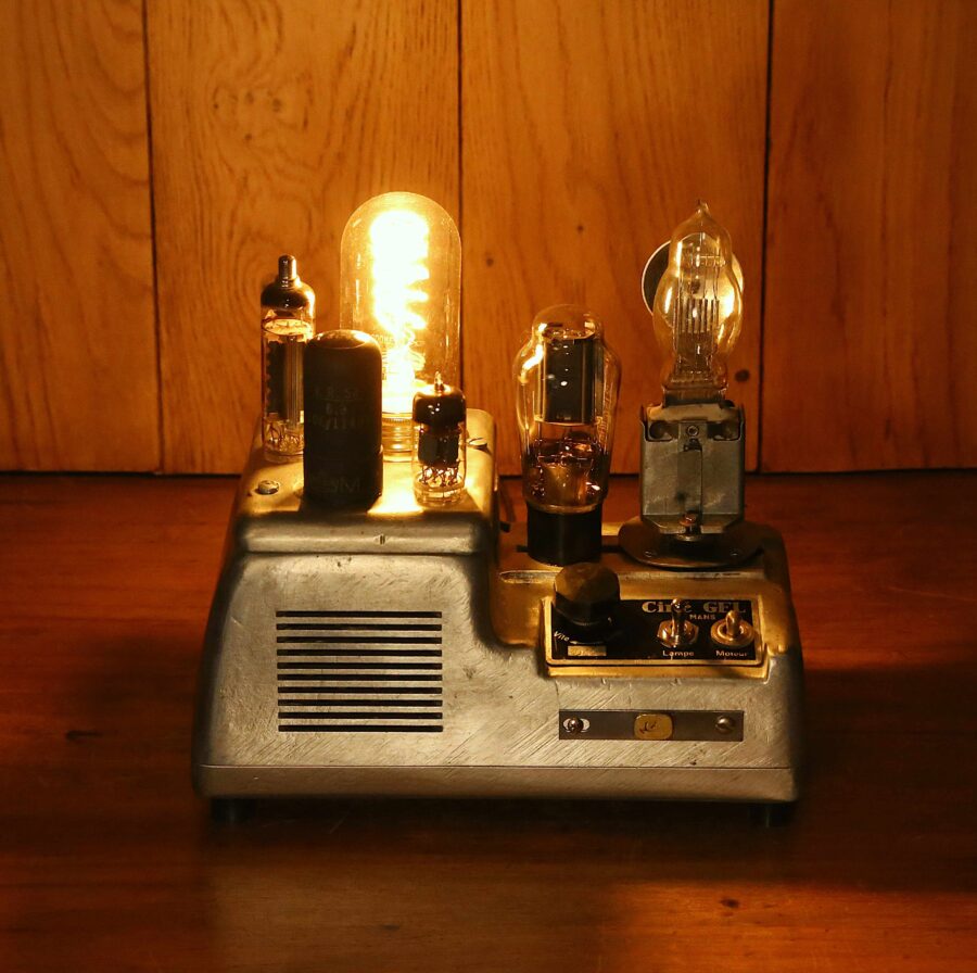 Lampe unique Steampunk projecteur vintage métal