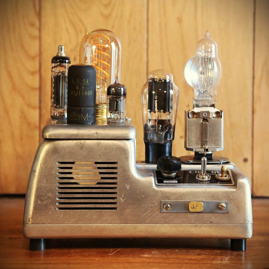 Lampe unique Steampunk vintage métal